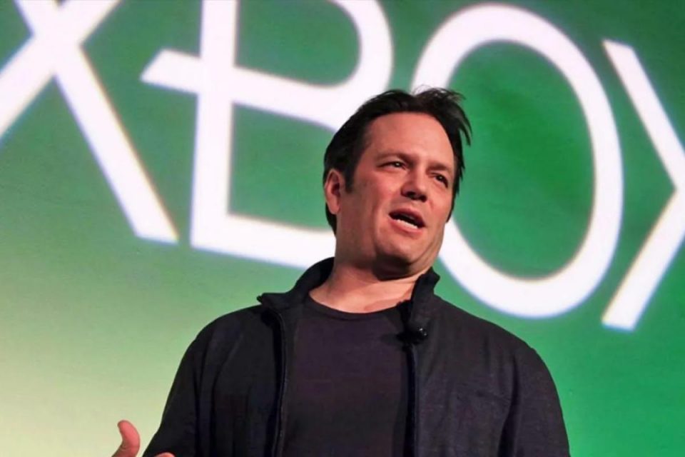 Phil Spencer afferma che Xbox sta "valutando tutti gli aspetti" della sua relazione con Activision Blizzard
