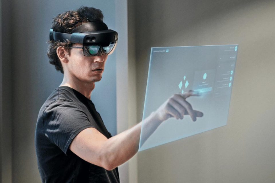 I licenziamenti di Microsoft danneggiano irreparabilmente HoloLens e i progetti di realtà mista