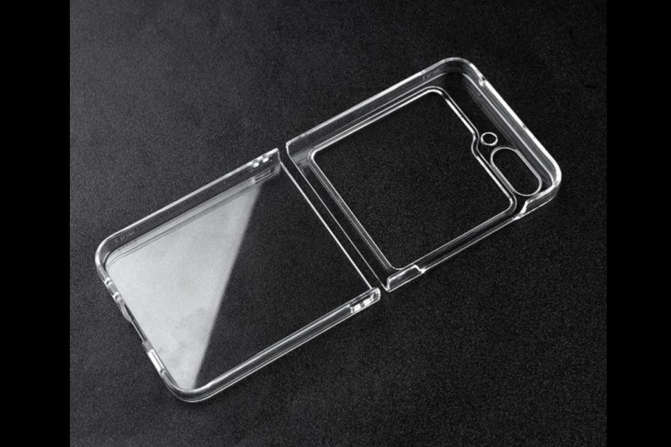 Le immagini della custodia Samsung Galaxy Z Flip 5 mostrano il design aggiornato